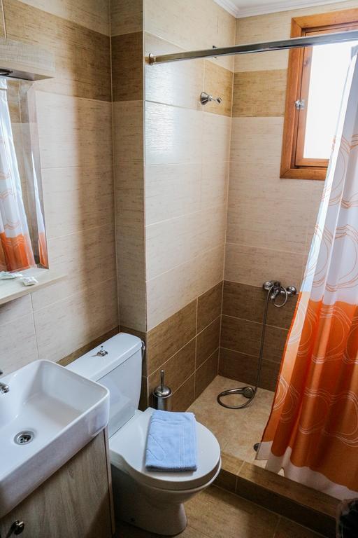 Hotel Elatofilito Athamanio Buitenkant foto